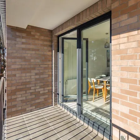 Zielona Zatoka, Sun & Snow