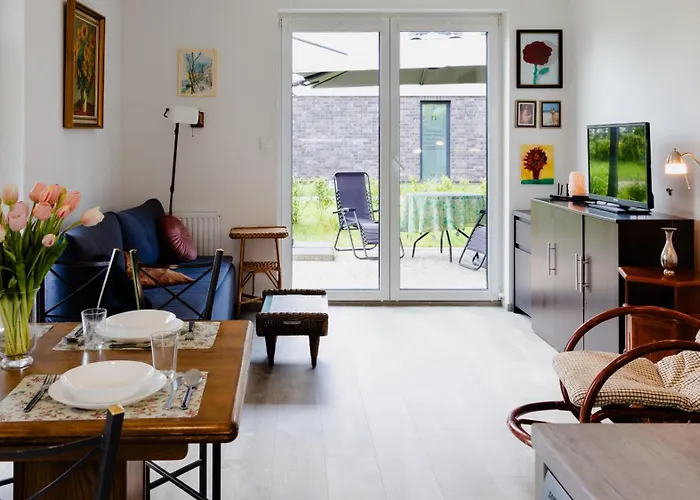 Zielona Zatoka, Sun & Snow *