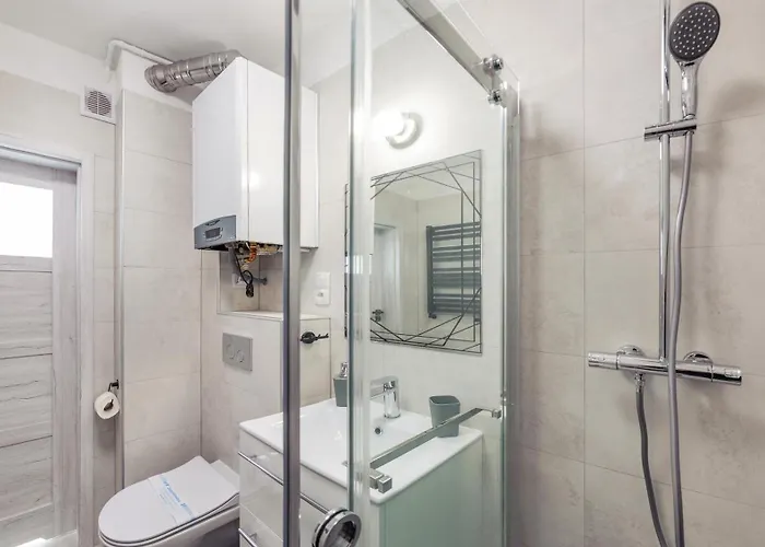 Zielona Zatoka, Sun & Snow *